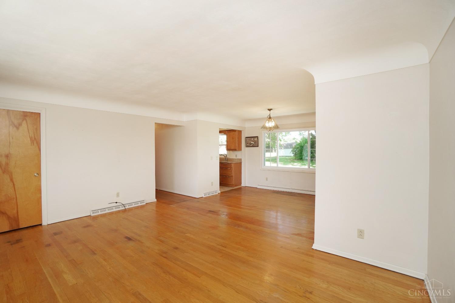4586 Layhigh Road Hamilton, OH 45013 - Photo 13 of 60