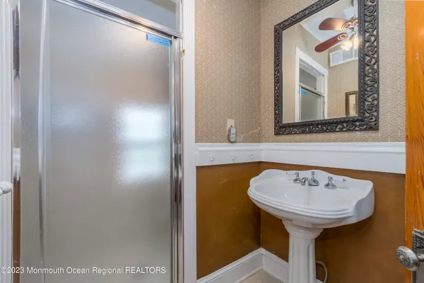 a view of a large building