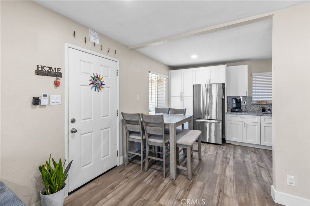 5506 Corwin Lane Riverside, CA 92503 - Photo 4 of 32