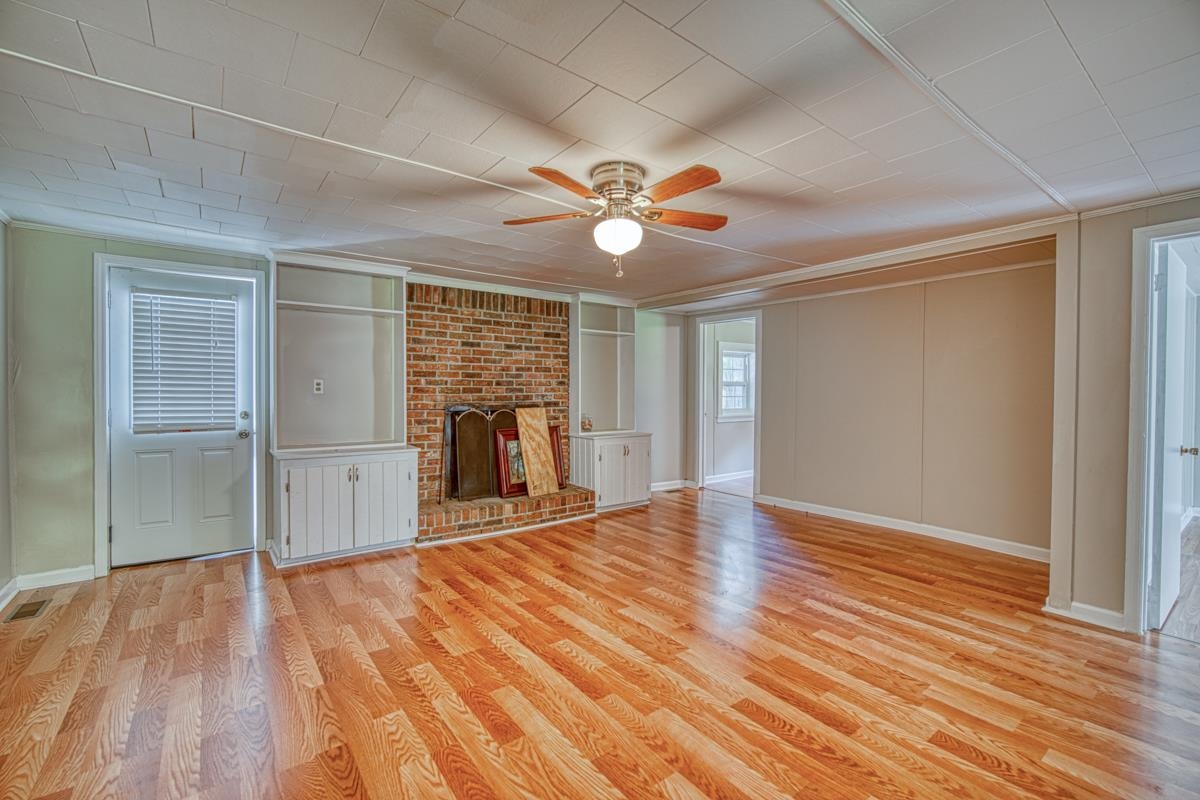 105 Garrett Road Pacolet, SC 29372 - Photo 2 of 34