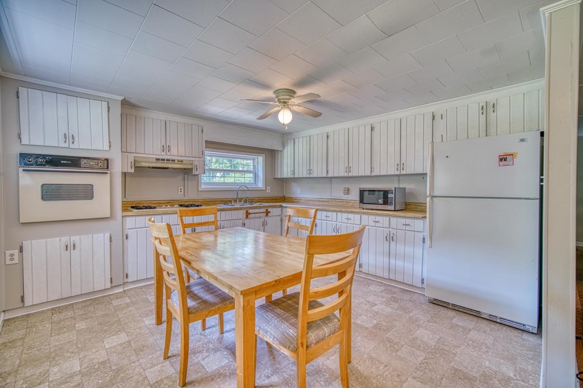 105 Garrett Road Pacolet, SC 29372 - Photo 7 of 34