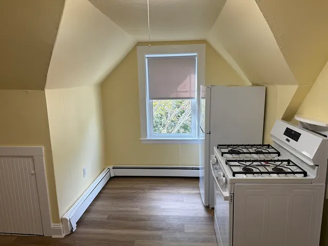 $2,000 | 5 Brown, Unit 3, Boston, MA 02131