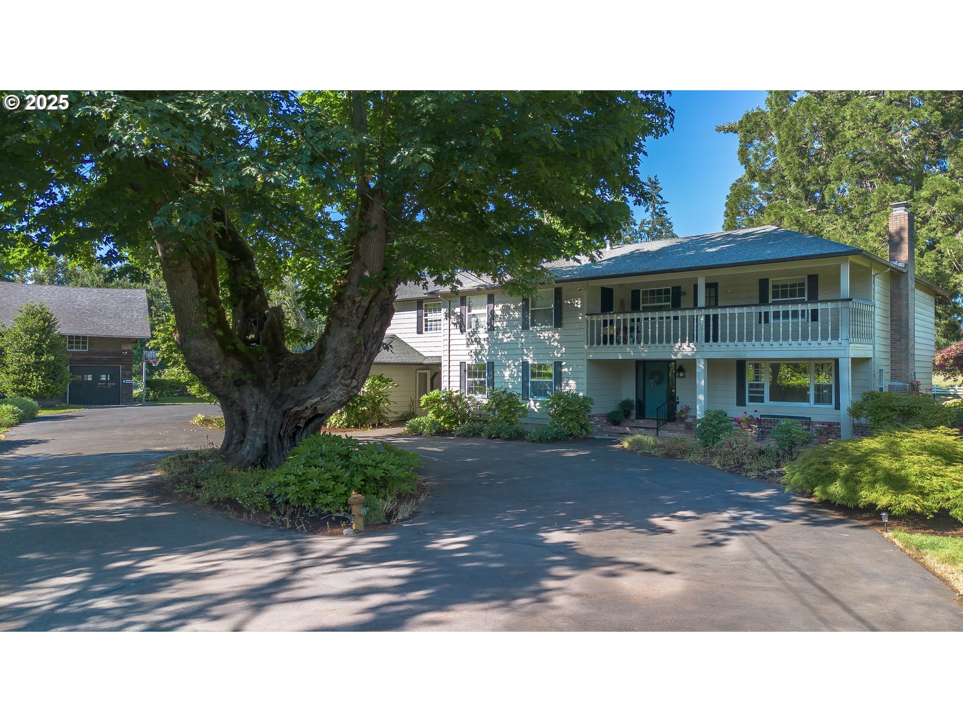 8758 Thurston Road Springfield, OR 97478 - Photo 1 of 39 Gallery Image 1