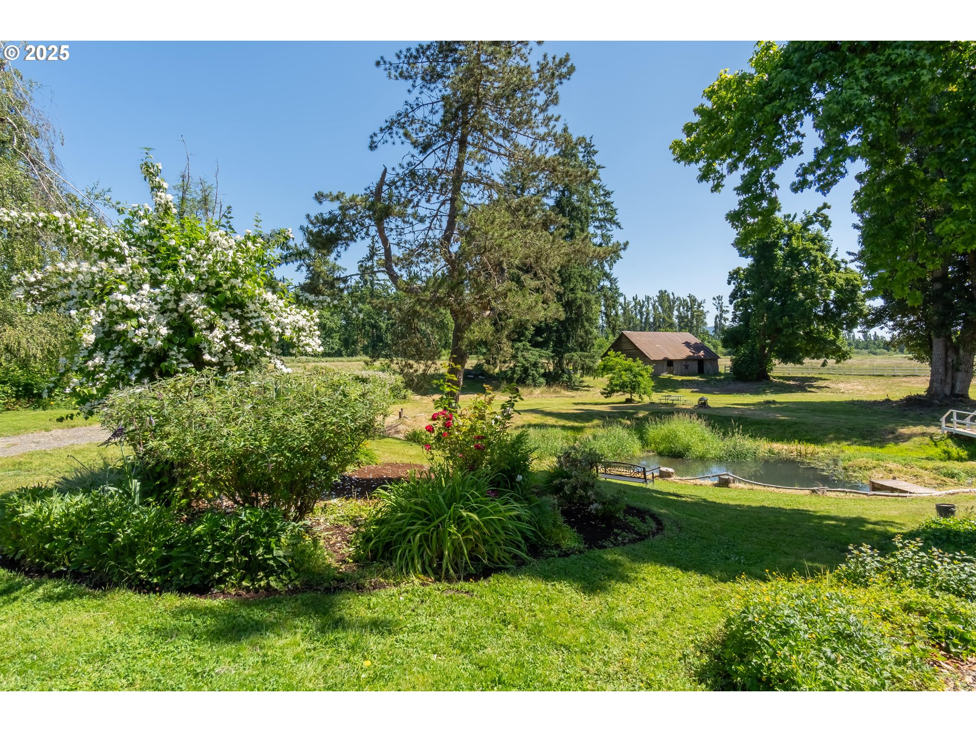 8758 Thurston Road Springfield, OR 97478 - Photo 17 of 39 Gallery Image 17
