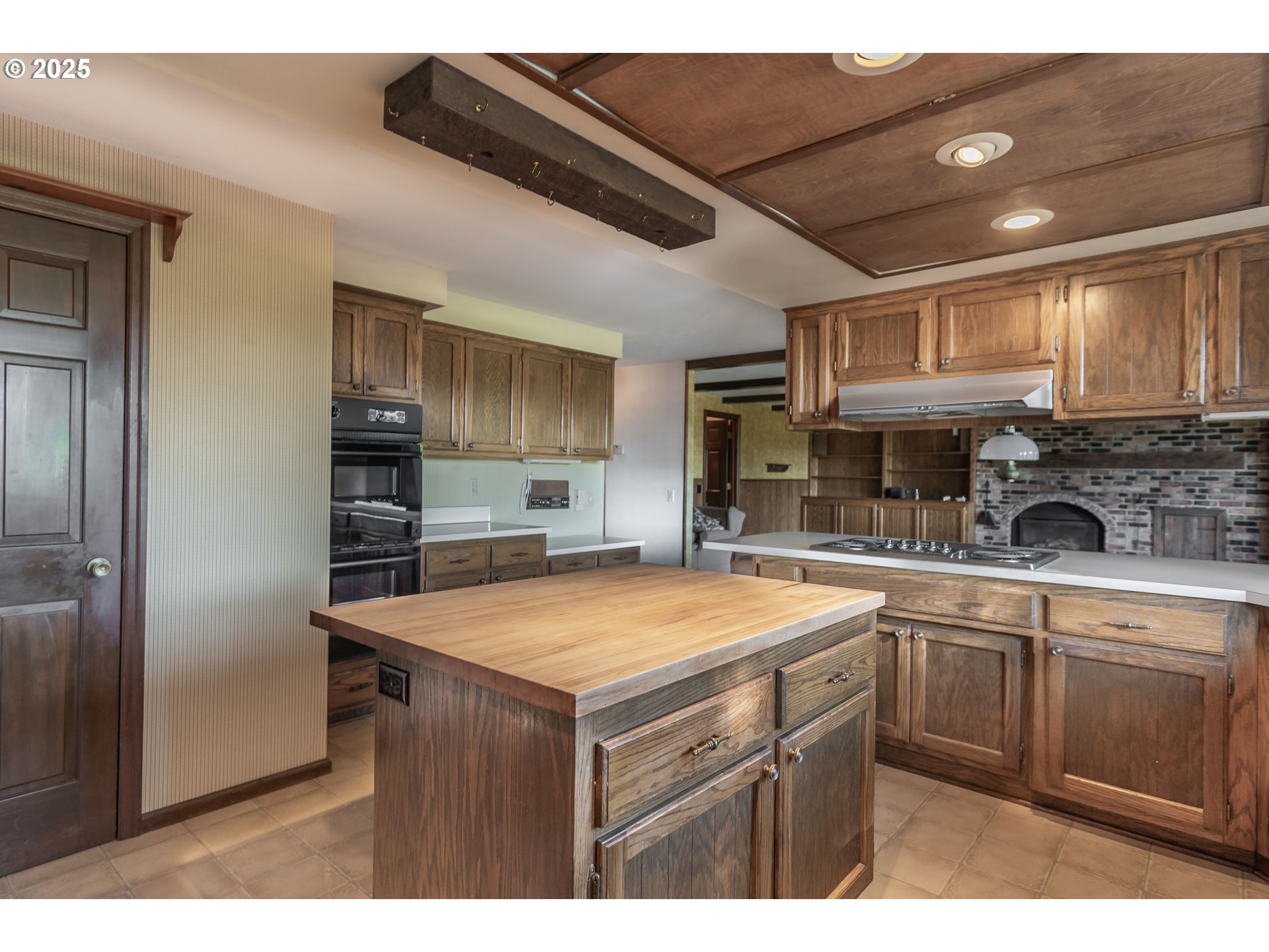 8758 Thurston Road Springfield, OR 97478 - Photo 33 of 39 Gallery Image 33