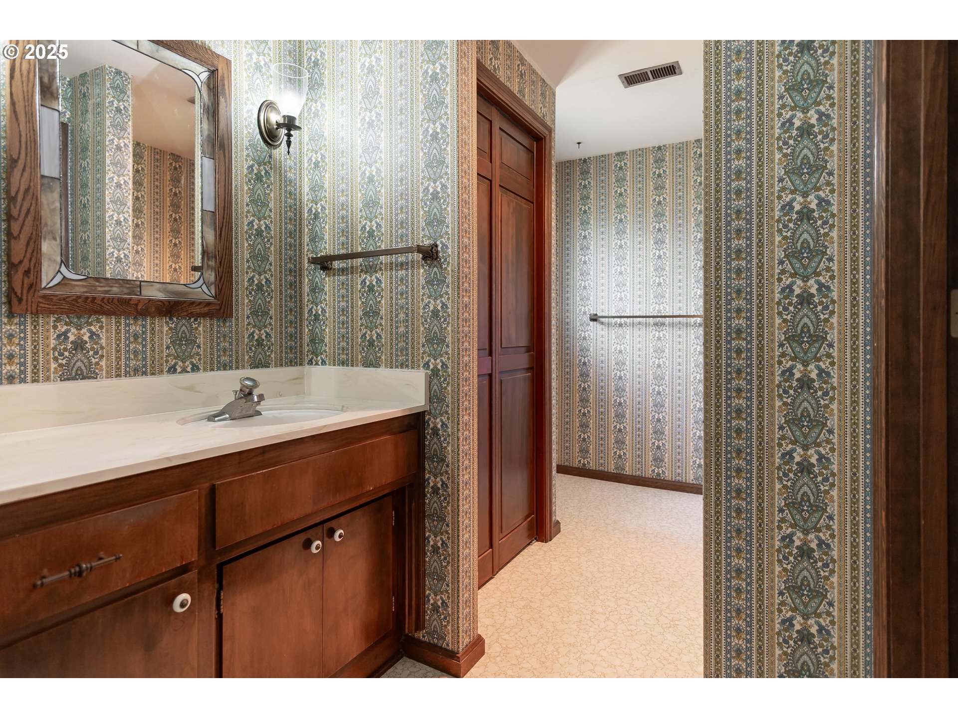 8758 Thurston Road Springfield, OR 97478 - Photo 36 of 39 Gallery Image 36