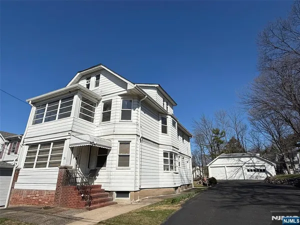$2,250 | 31 Linda Vista Avenue, North Haledon, NJ 07508
