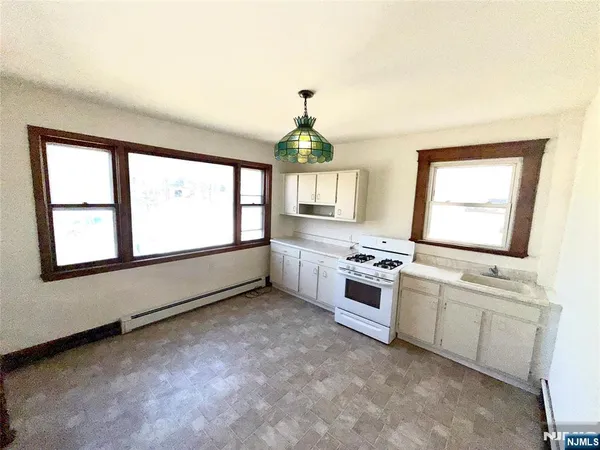 $2,250 | 31 Linda Vista Avenue, North Haledon, NJ 07508