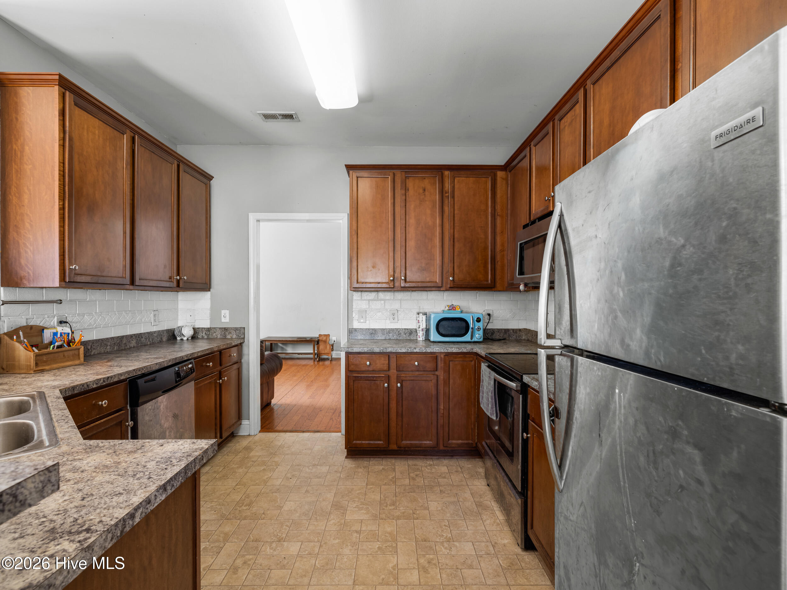 220 Emerald Ridge Road Jacksonville, NC 28546 - Photo 7 of 29