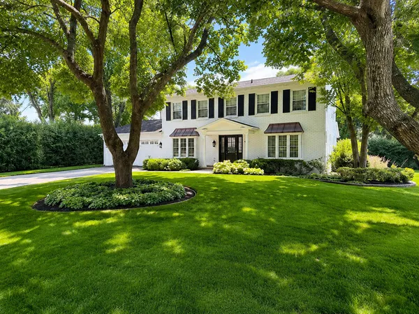 $995,000 | 1459 South Shore Court, Barrington, IL 60010