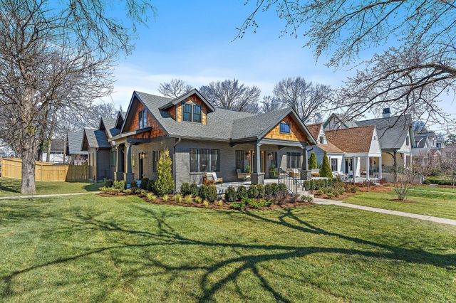 a front view of house with yard