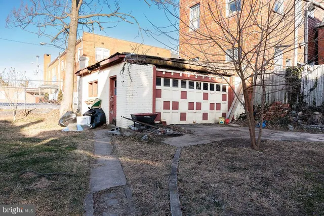 $209,900 | 209 South Maple Avenue, Martinsburg, WV 25401