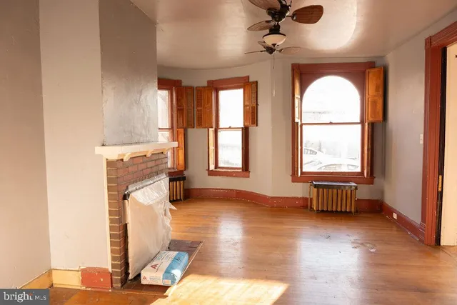 $209,900 | 209 South Maple Avenue, Martinsburg, WV 25401