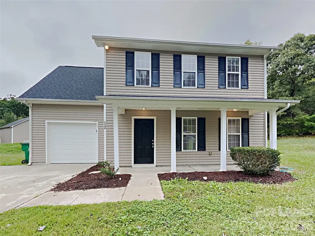 $1,745 | 5549 Peachwood Drive, Charlotte, NC 28216