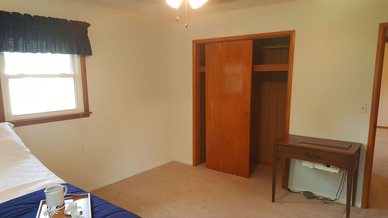 218 McKenney Road Vincennes, IN 47591 - Photo 14 of 25 Gallery Image 14