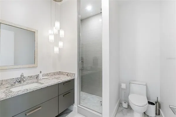 $6,250,000 | 33 South Palm Avenue, Unit 1701, Sarasota, FL 34236