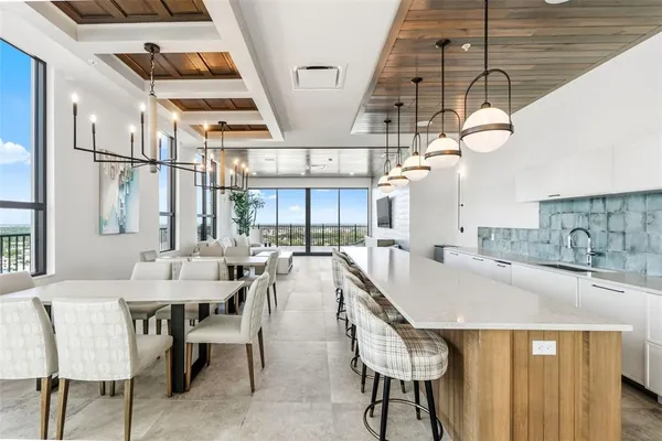 $6,250,000 | 33 South Palm Avenue, Unit 1701, Sarasota, FL 34236