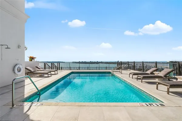 $6,250,000 | 33 South Palm Avenue, Unit 1701, Sarasota, FL 34236