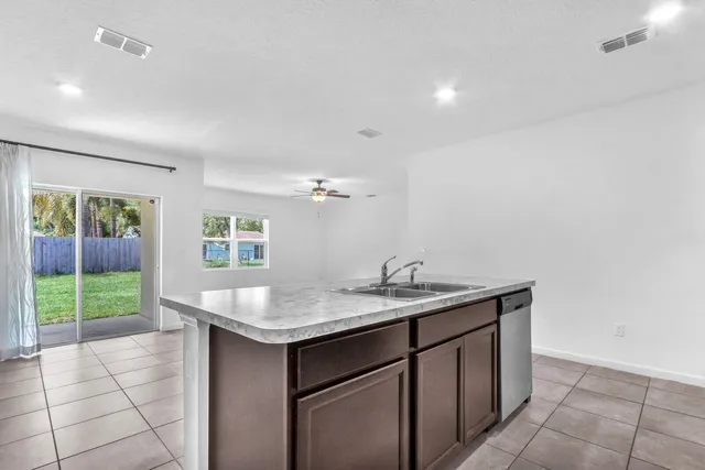 $2,900 | 2550 Southeast Rock Springs Drive, Port St. Lucie, FL 34952