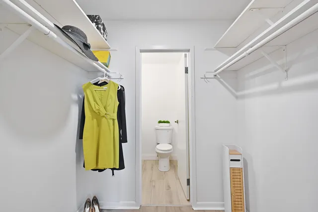 $175,000 | 9725 Karlov Avenue, Unit 610, Oak Lawn, IL 60453