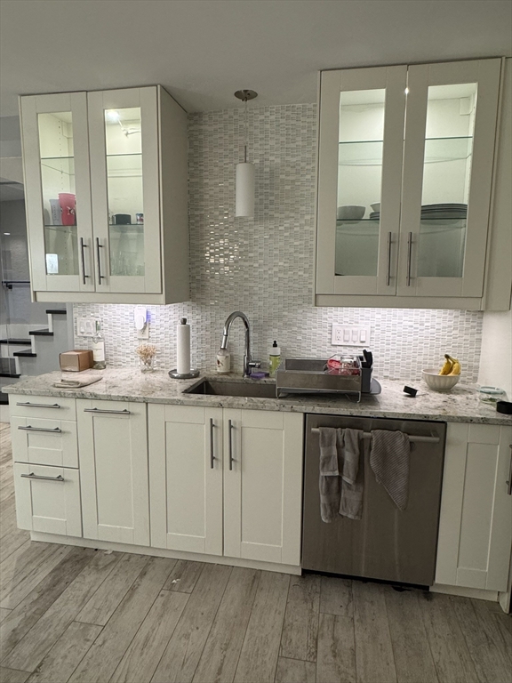 469 Massachusetts Avenue, Unit 1 Boston, MA 02118 - Photo 4 of 33 a bathroom with a sink and a mirror