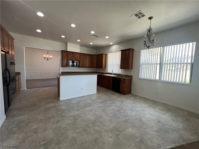 $2,495 | 1550 Midnight Cowboy Court, Las Vegas, NV 89110