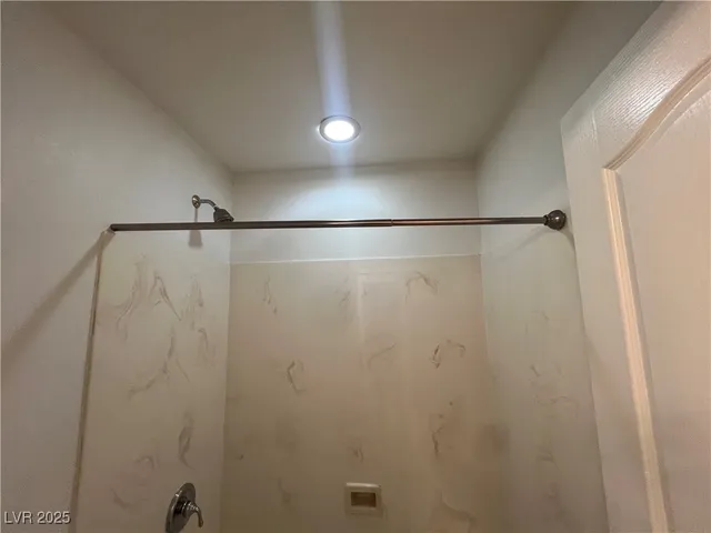 $2,495 | 1550 Midnight Cowboy Court, Las Vegas, NV 89110