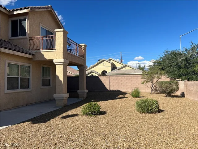 $2,495 | 1550 Midnight Cowboy Court, Las Vegas, NV 89110