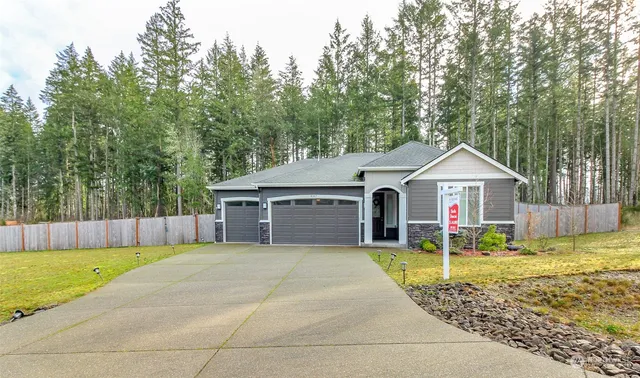 $810,000 | 8317 52nd Avenue Northeast, Lacey, WA 98516