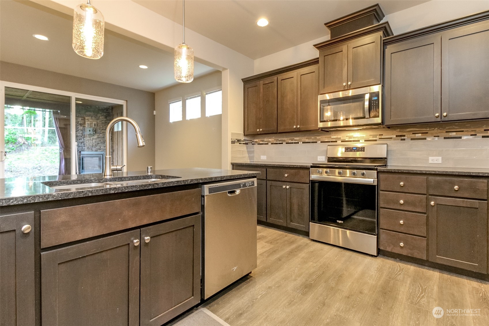 8317 52nd Avenue Northeast Lacey, WA 98516 - Photo 11 of 26
