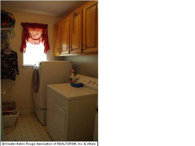 26720 Persimmon Road Walker, LA 70785 - Photo 3 of 22 Gallery Image 3