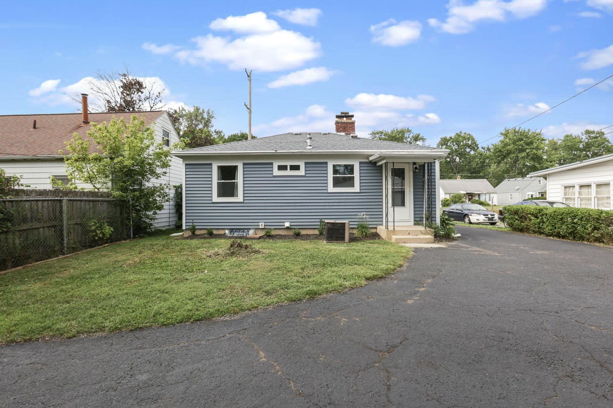 1081 Northridge Road Columbus, OH 43224 - Photo 31 of 33 36-web-or-mls-0V3A6515