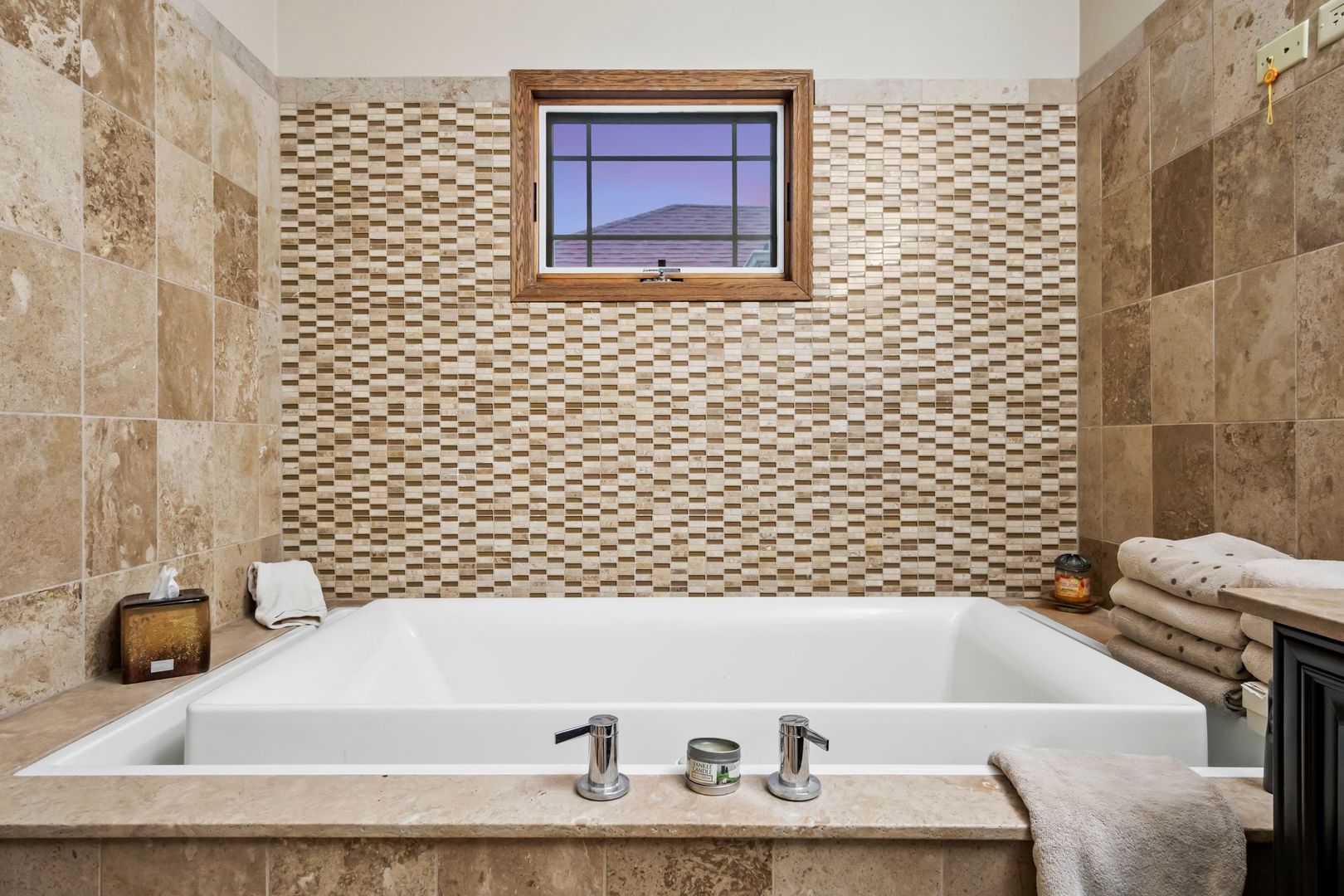 181 Herrick Road Riverside, IL 60546 - Photo 16 of 27 a bathroom with a bathtub and a sink