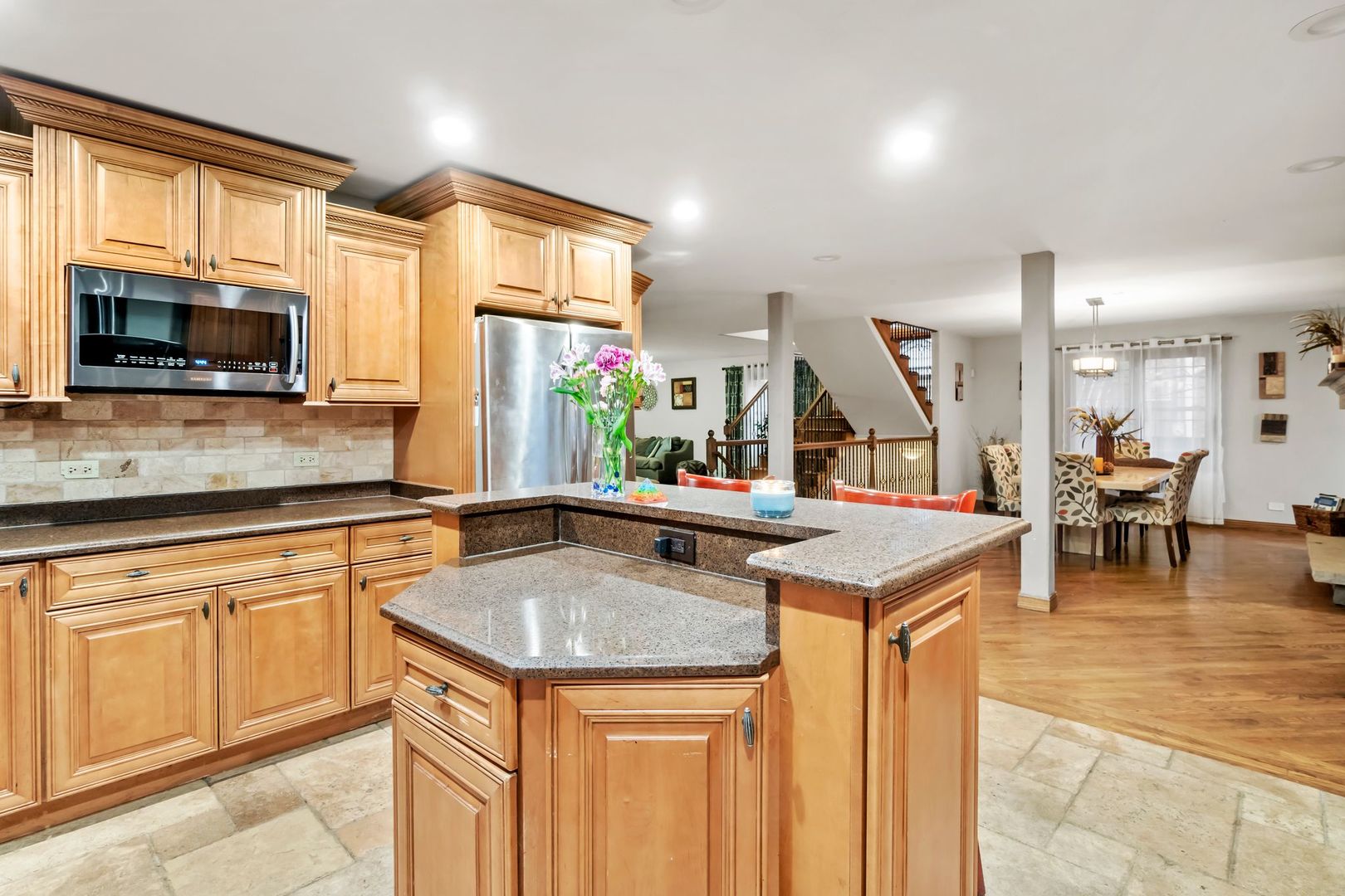 181 Herrick Road Riverside, IL 60546 - Photo 8 of 27