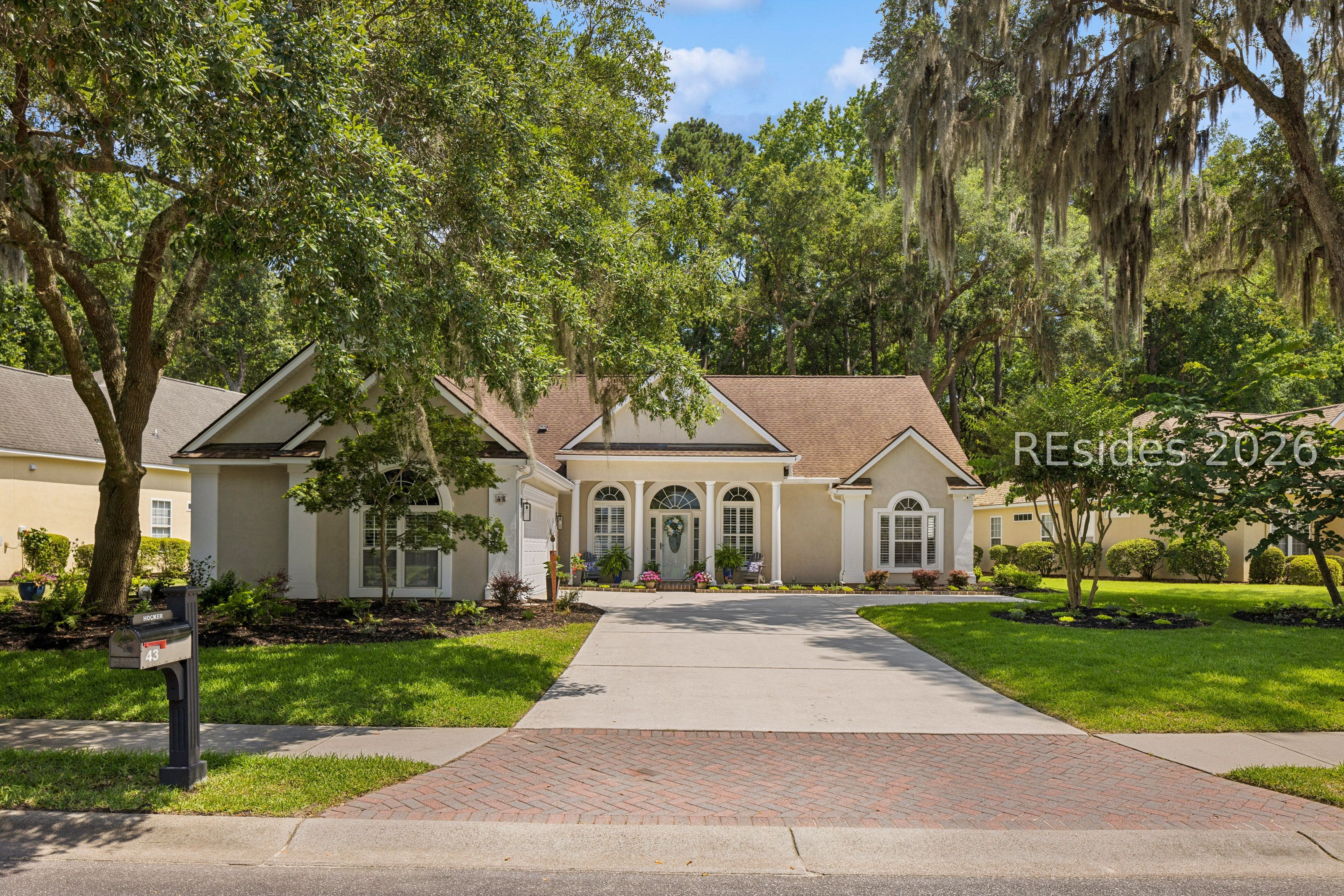 43 Point W Drive Bluffton, SC 29910 - Photo 1 of 67