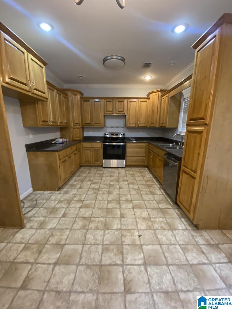 23 Crumpton Street Thorsby, AL 35171 - Photo 14 of 18