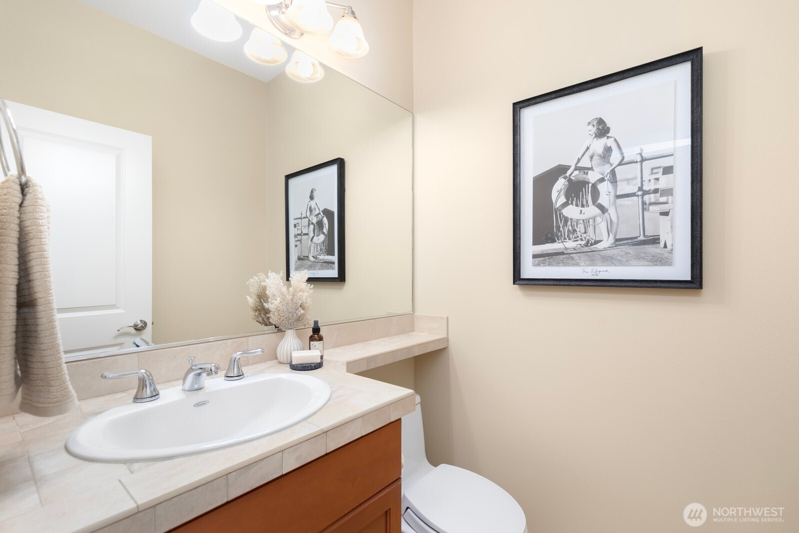 3900 Northeast 4th Circle Renton, WA 98056 - Photo 12 of 26 Gallery Image 12