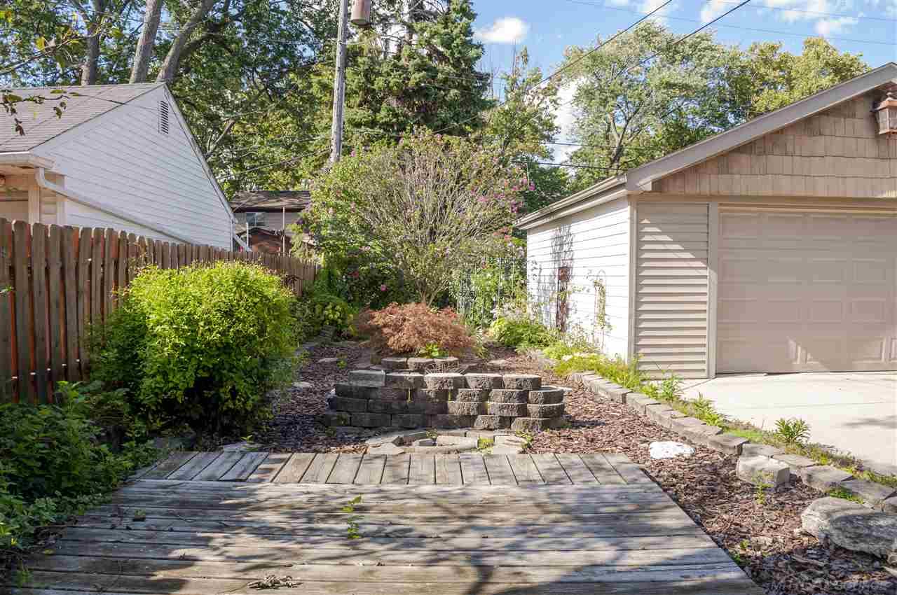 456 Roland Road Grosse Pointe Farms, MI 48236 - Photo 34 of 37