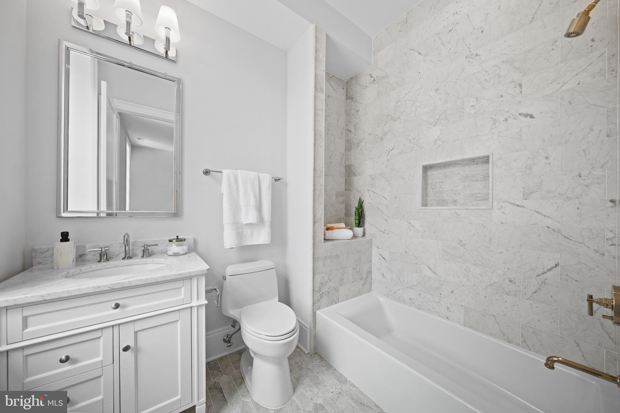 1834 16th Street Northwest Washington, DC 20009 - Photo 34 of 52 A tub in the fourth bedroom