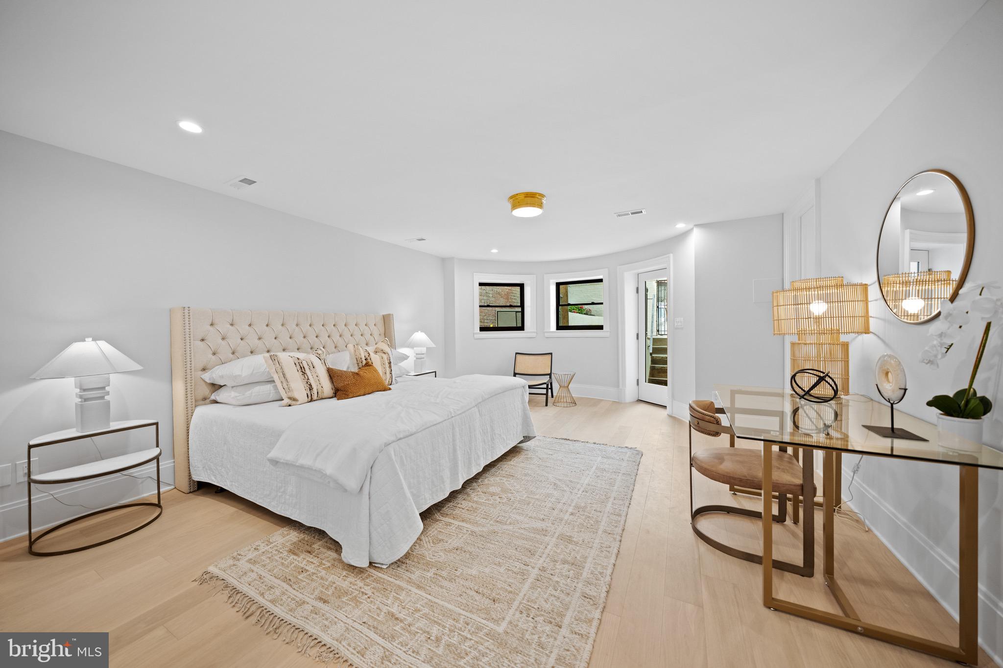 1834 16th Street Northwest Washington, DC 20009 - Photo 46 of 52 Absolutely huge rear bedroom suite