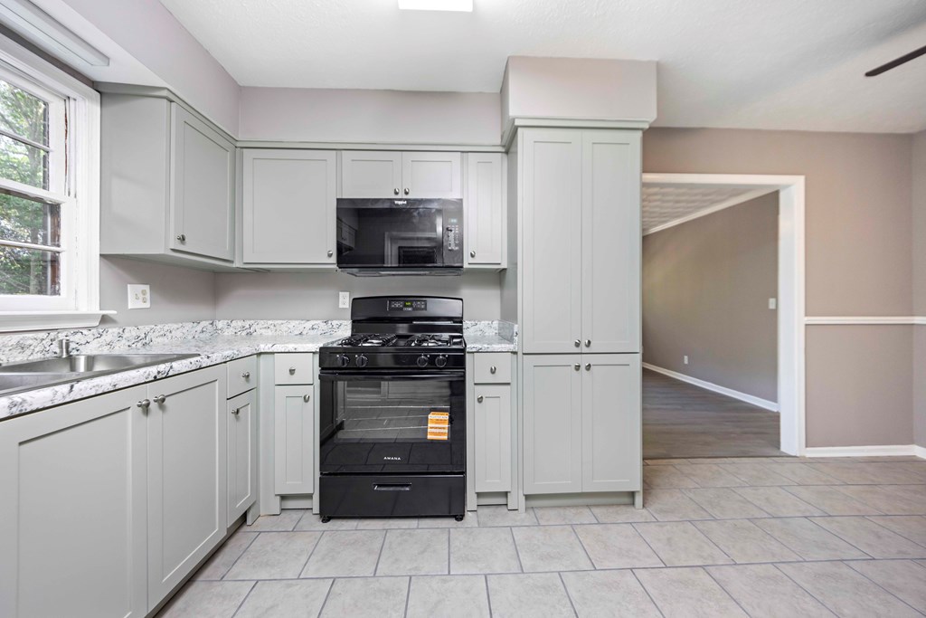 5906 Forrest Road Columbus, GA 31907 - Photo 10 of 24 Gallery Image 10