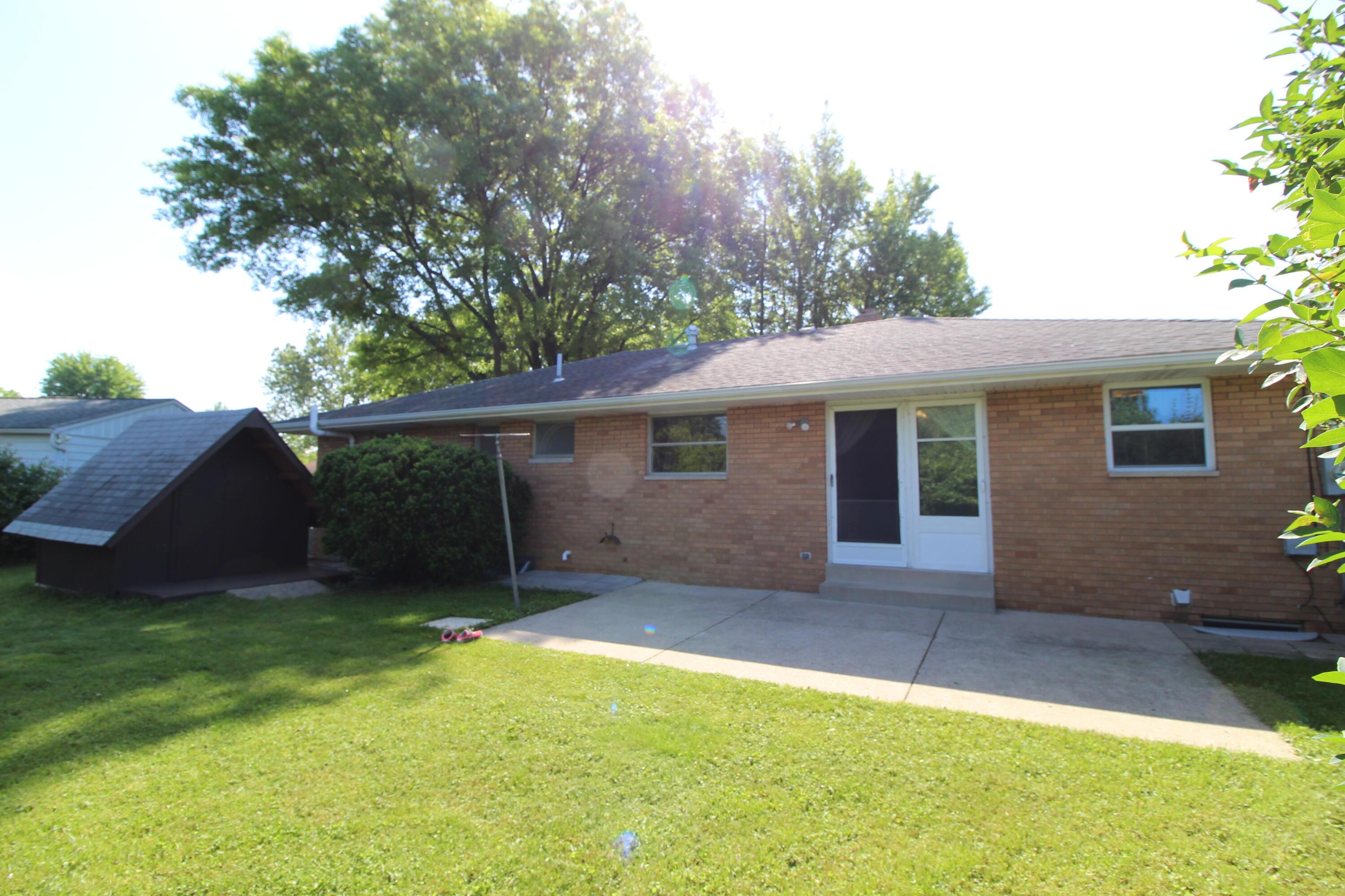 5443 Redwood Road Columbus, OH 43229 - Photo 5 of 38 IMG_5914