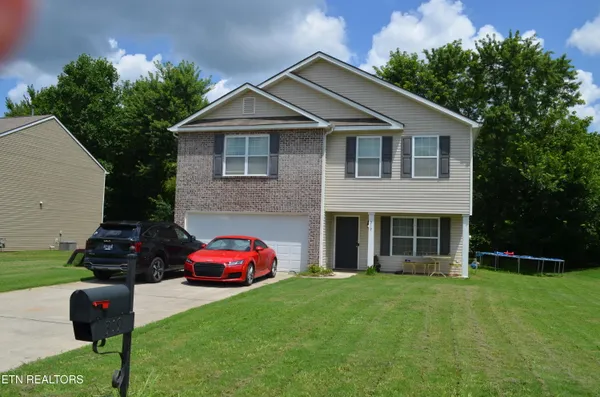 $415,000 | 319 Chrysler Lane, Powell, TN 37849
