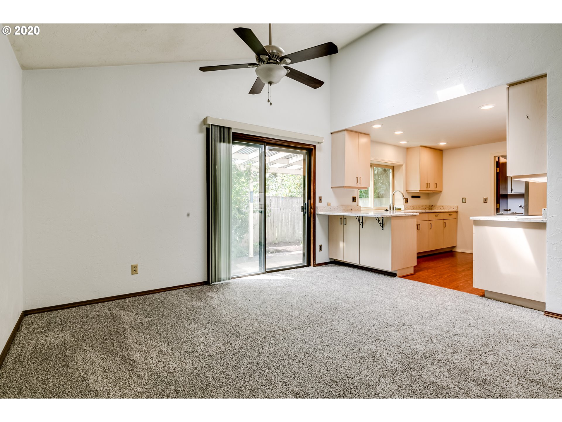 1867 Norkenzie Road Eugene, OR 97401 - Photo 3 of 32 Gallery Image 3
