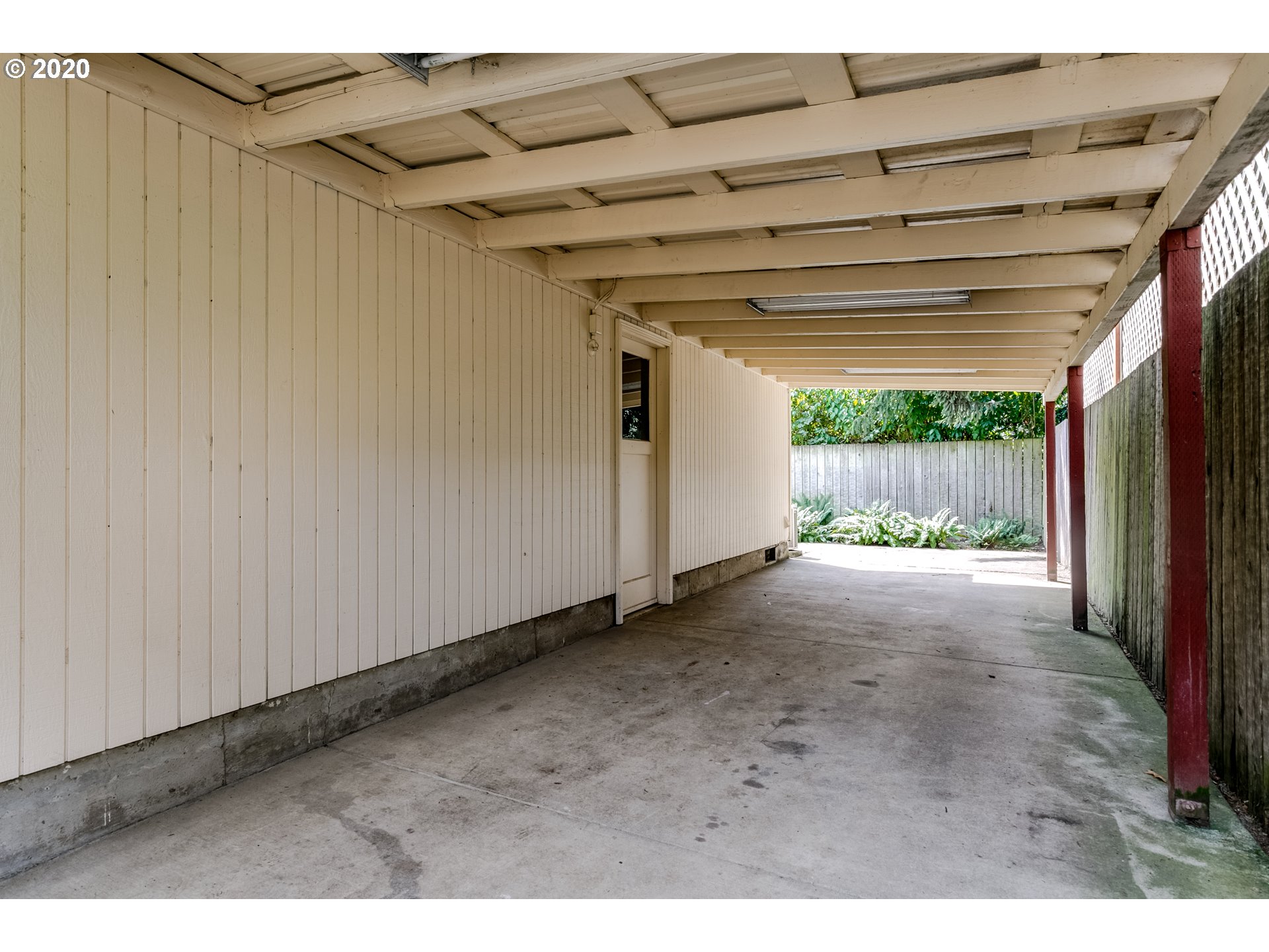 1867 Norkenzie Road Eugene, OR 97401 - Photo 22 of 32 Gallery Image 22
