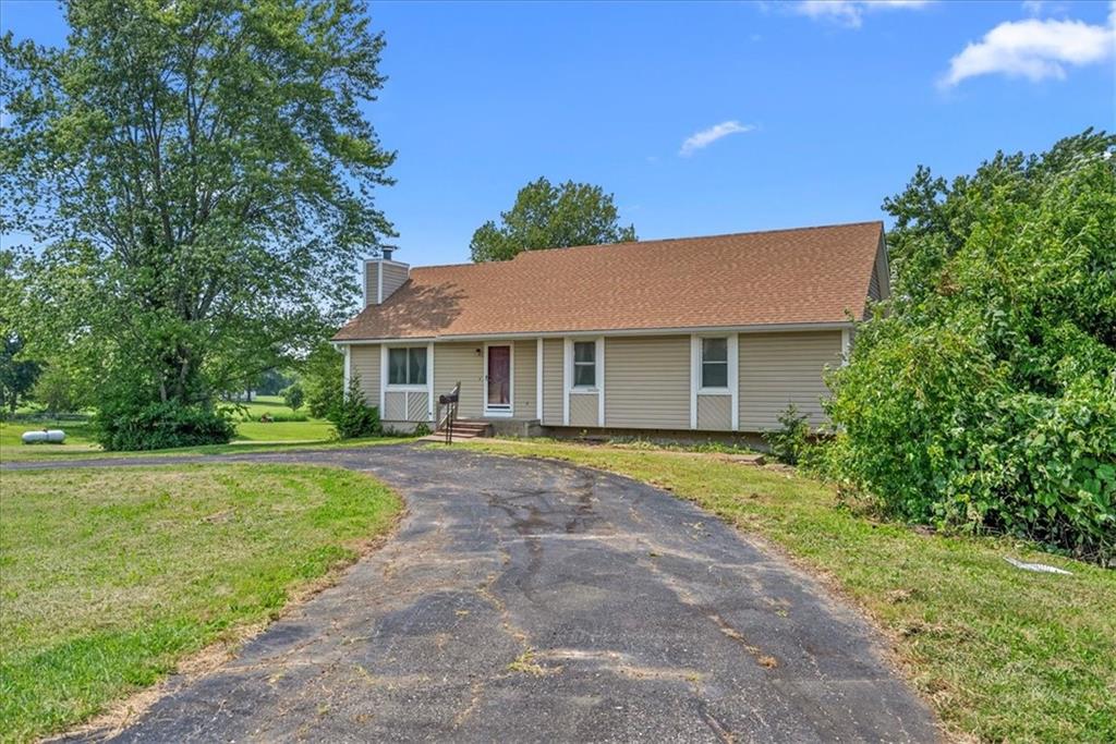 25204 South Blinker Light Road Harrisonville, MO 64701 - Photo 34 of 36