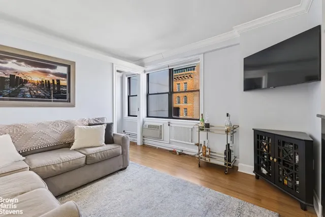 $795,000 | 330 3rd Avenue, Unit 10B | Kips Bay