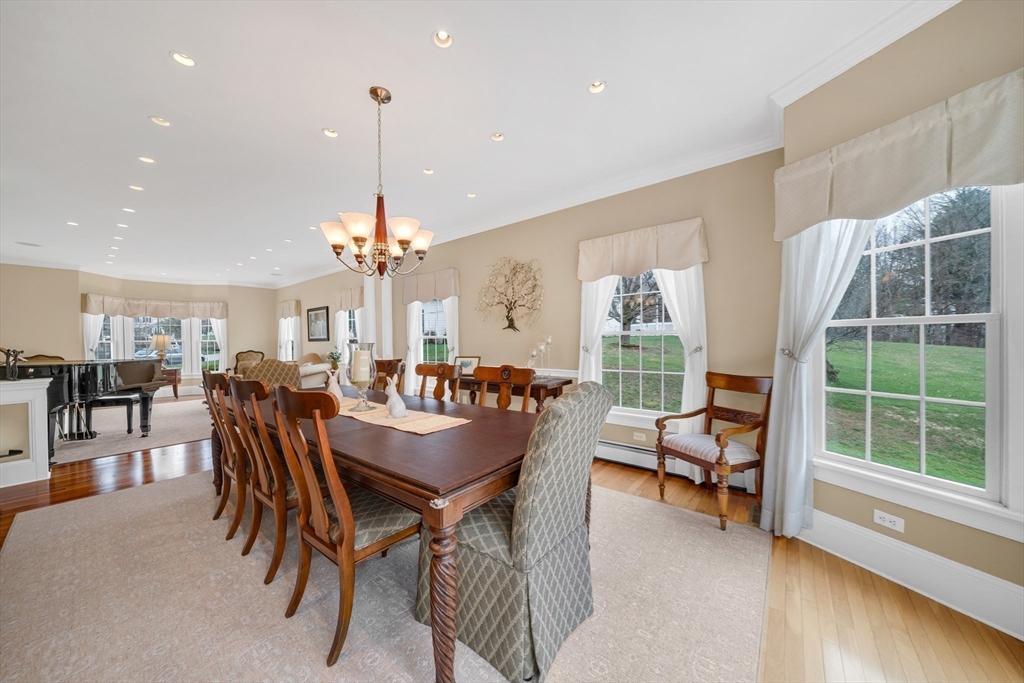 215 Lexington Road Dracut, MA 01826 - Photo 10 of 42