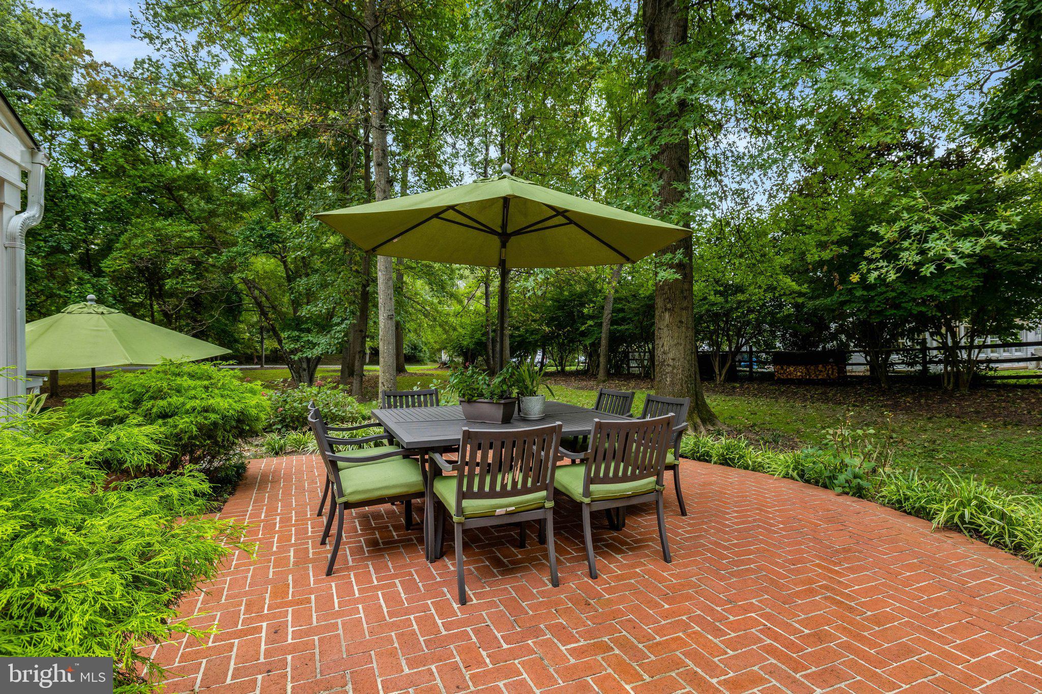 10015 Saddle Road Vienna, VA 22181 - Photo 76 of 95 Gallery Image 76