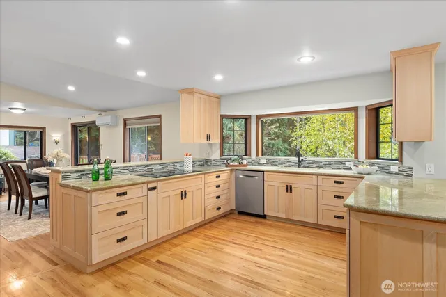 $1,150,000 | 16224 82nd Street Southeast, Snohomish, WA 98290